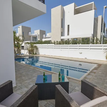 In Mit Geraeumigem Garten By Interhome Paralimni