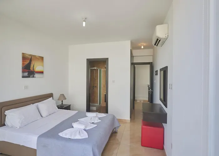 In Mit Geraeumigem Garten By Interhome Holiday home *